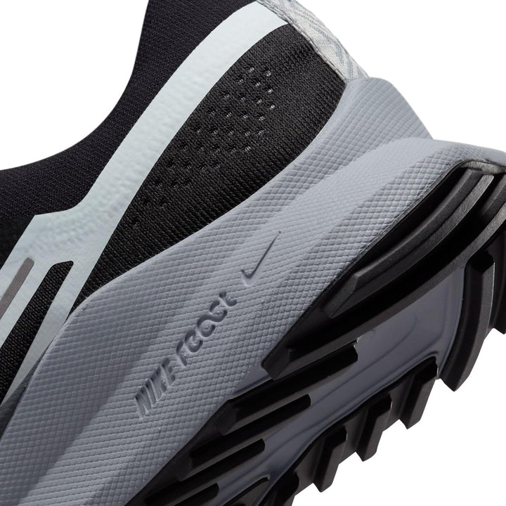 Nike Herren React Pegasus Trail 4 Sneaker 40 EU Black Aura Dark Grey Wolf Grey, 40 EU Black Aura Dar
