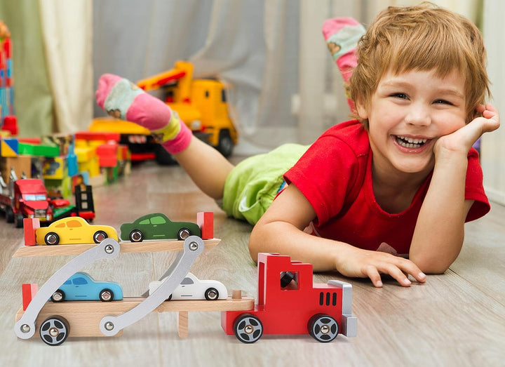 small foot Autotransporter aus Holz, mit abnehmbarem Anhänger und 4 bunten Autos, für Kinder ab 3 Ja