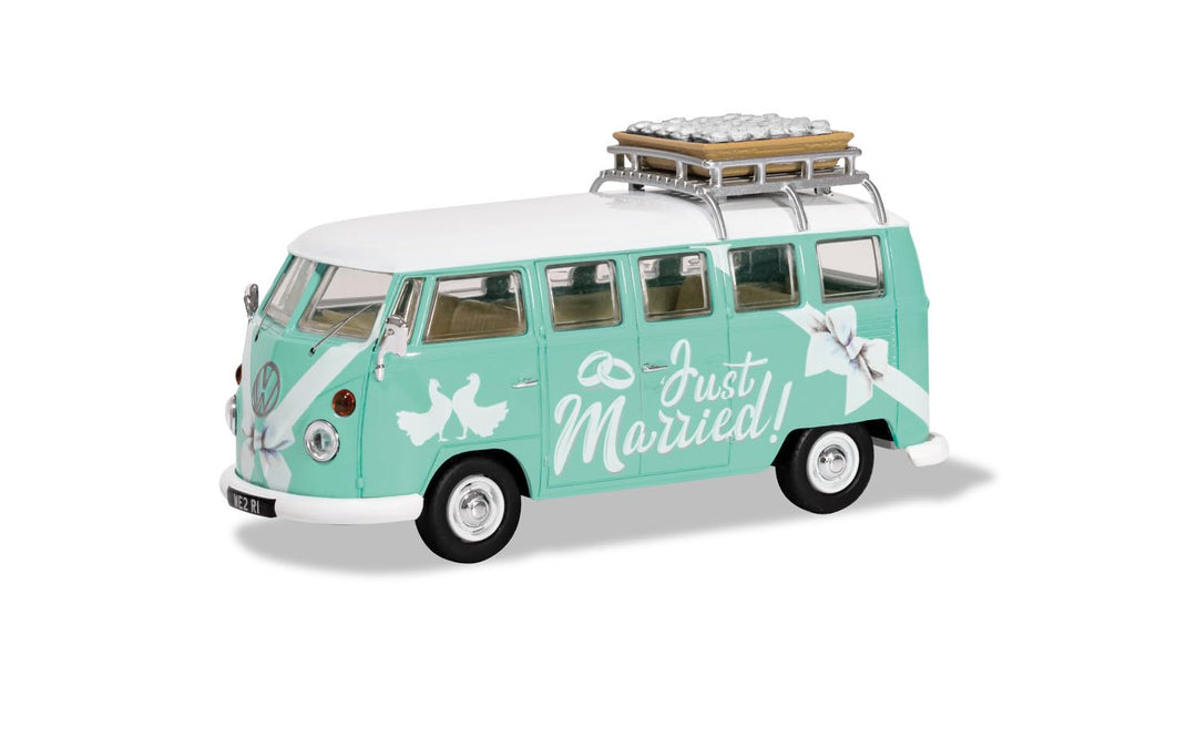 Volkswagen Campervan „Just Married"