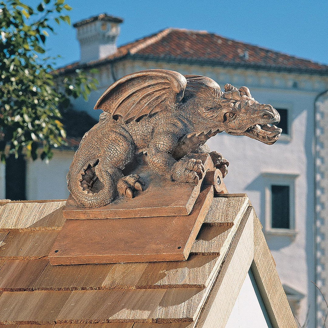 Design Toscano Apex, der geflügelte Drache, Skulpturaler Dachsitzer Garten, Garten
