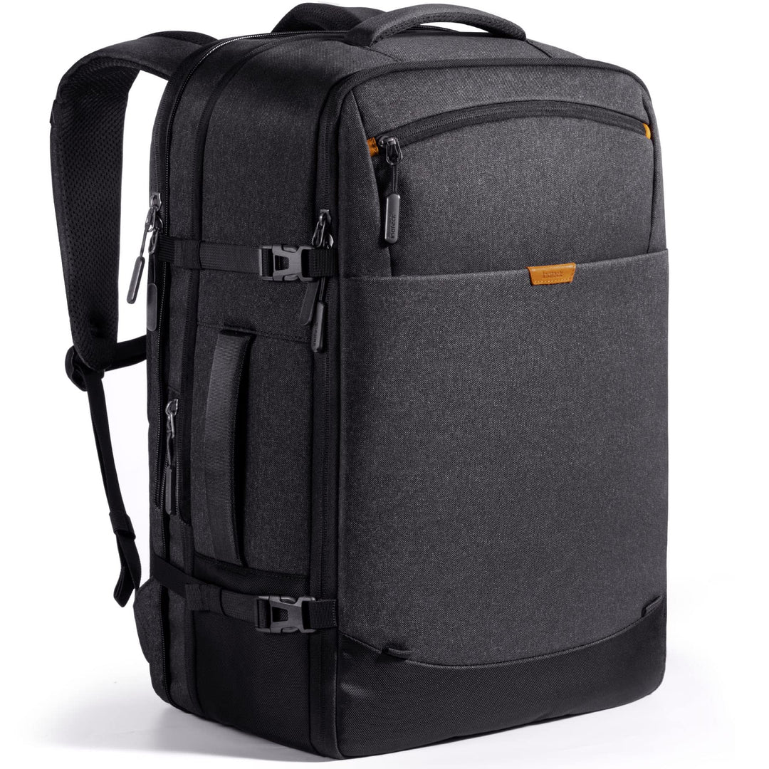Inateck 38.5-46.2 L Reiserucksack erweiterbarer Herren Damen Handgepäck Flugzeug Rucksack, 15.6 Zoll