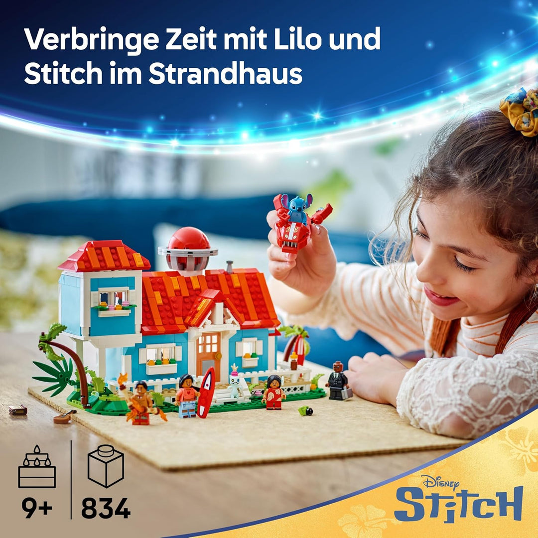 LEGO | Das Strandhaus aus „Lilo und Stitch“ - Spielzeug mit 6 Zimmern, Dachterrasse, Raumschiff und