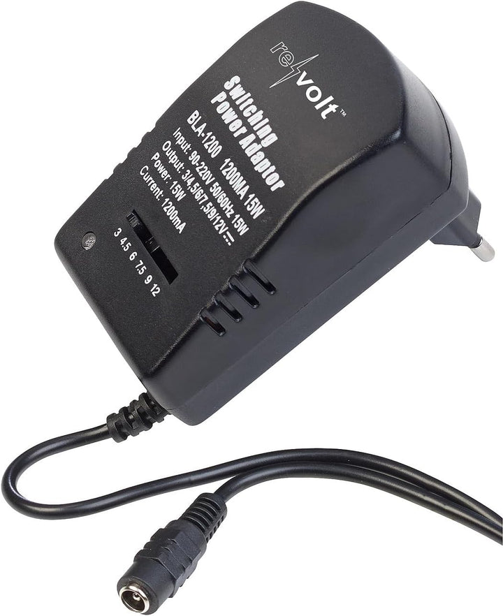 revolt Batterie Dummies AAA: Batterie-Netzteil-Adapter für bis zu 2 Geräte, ersetzt 8 AAA-Batterien