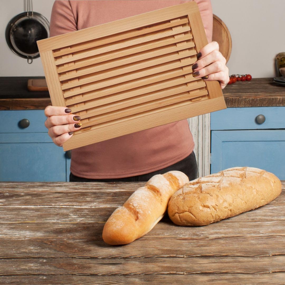 Brotschneidebrett Made in EU mit Krümelgitter & Griffmulden aus Buchenholz geölt - 40x25 cm, Schneid