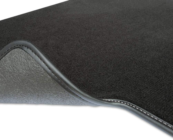 M MOTOS Velours Premium fussmatten Auto kompatibel mit Opel Meriva A 2002-2010 - Premium, Leder, Wei