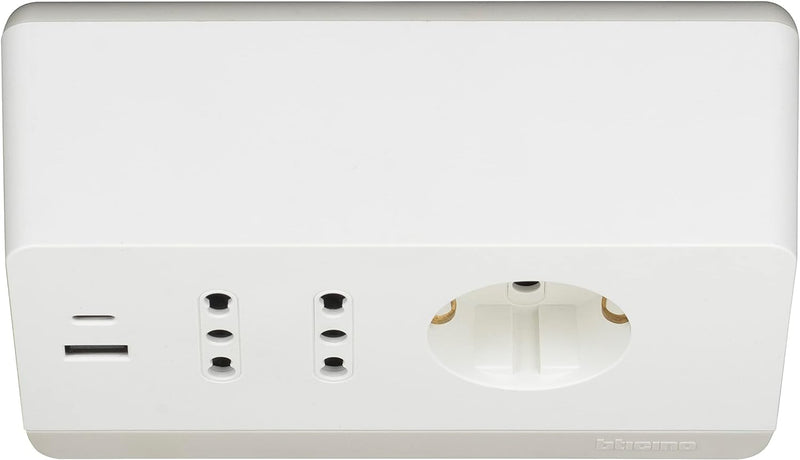 BTICINO Steckdosenleiste mit 5 Steckdosen, 2 USB-Steckdosen 3 A, 1 Mehrzweck-Schuko 10/16 A und 2 Zw