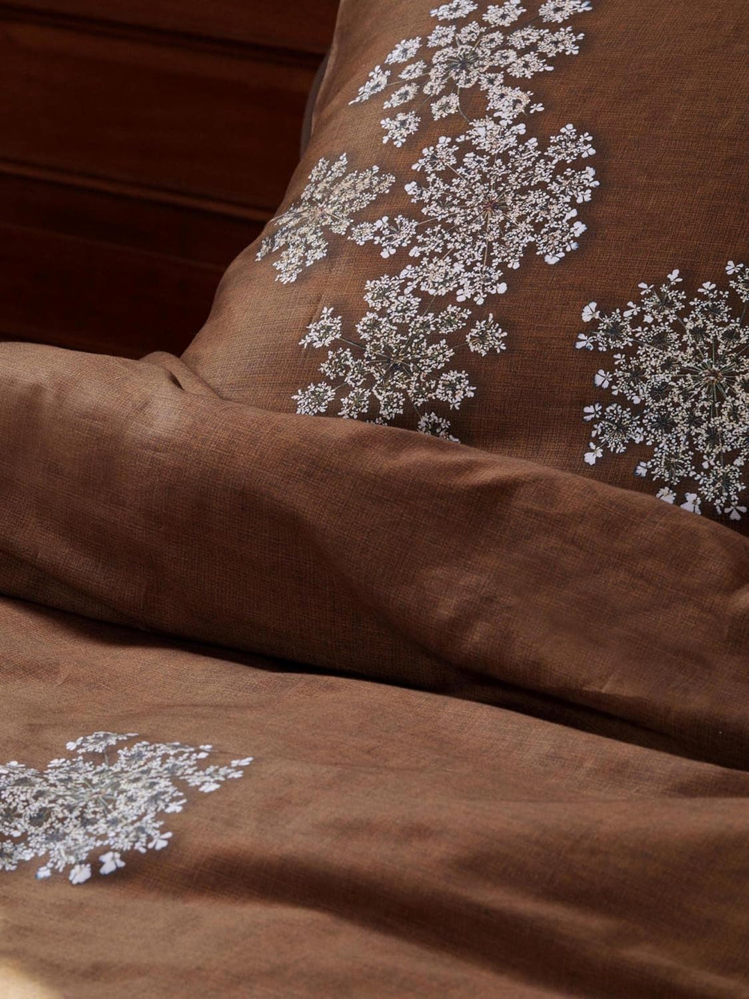 ESSENZA Bettwäsche Lauren Blumen Baumwollsatin Cinnamon, 155x220 + 1 x 80x80 cm, 401296-100DE-014, 1
