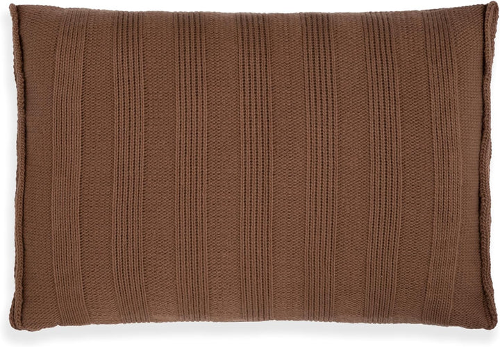 KNIT FACTORY - Jesse Zierkissen - Rechteckige Sofa Kissen - Tobacco - Gestrickter Dekokissen - Couch