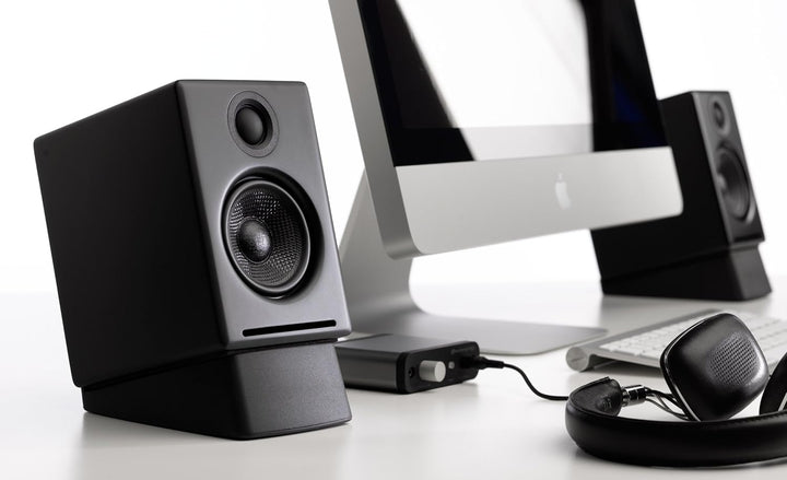 Audioengine A2+ 60W Aktiver Desktop-Lautsprecher | Integrierter DAC & Analogverstärker | Direkter US