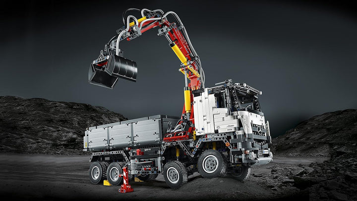 LEGO Technic 42043 - Mercedes-Benz Arocs 3245, Auto-Spielzeug