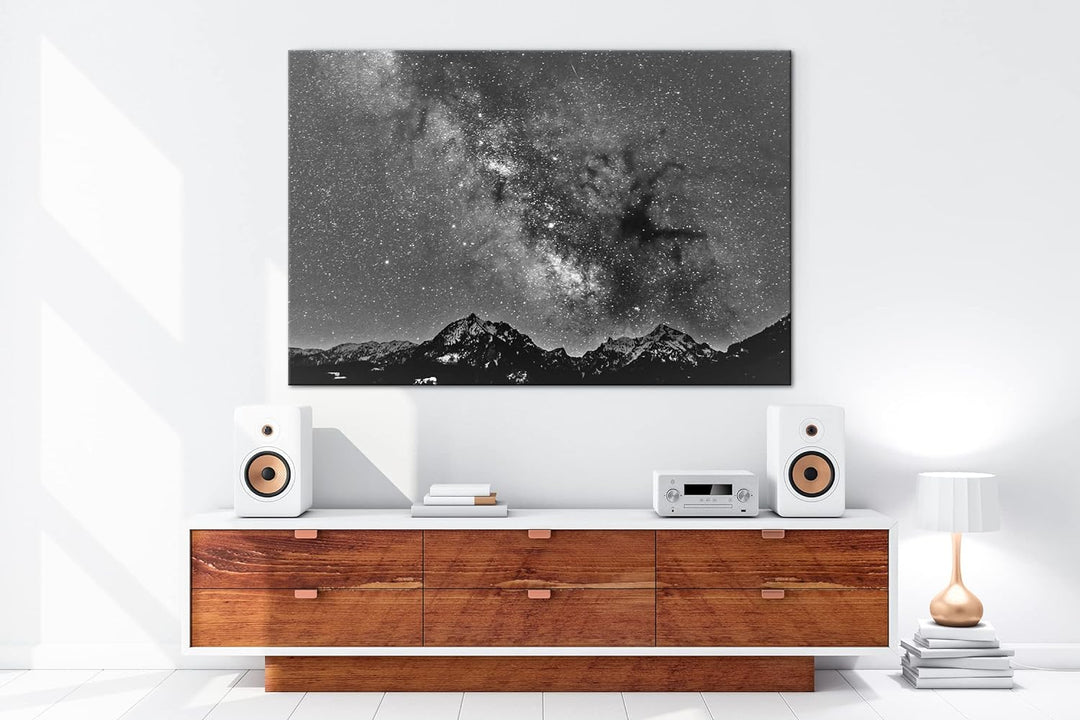 Hoch über den Bergen Effekt: Schwarz&Weiss, Format: 80x60 als Leinwandbild, Motiv fertig gerahmt auf