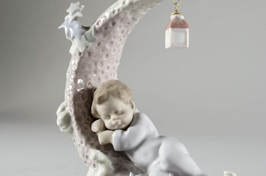 LLADRÓ Jungen-Figur Himmlische Träume. Baby. Porzellan.