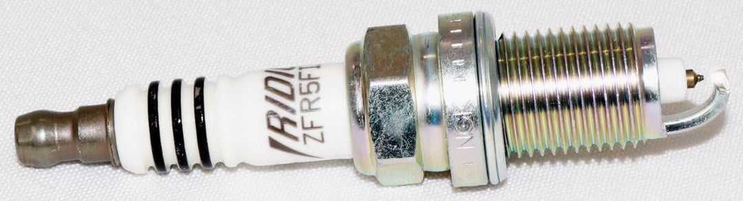 NGK 2477 Iridium Zündkerzen zfr5fix-11–4 PCS * NEU *