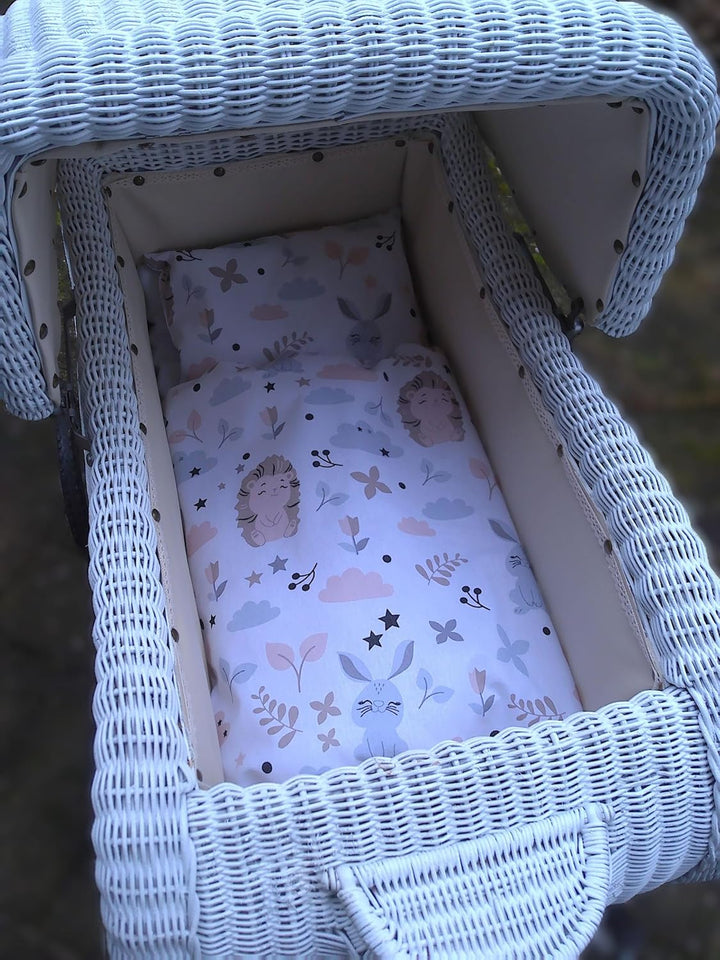 Handgefertigte Puppenbettwäsche, Waldfreunde, Hase und Igel, Gänse und Blumen, waschbar Decke 41h x