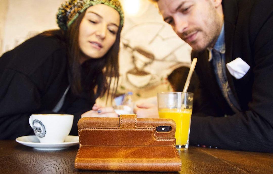 Solo Pelle Lederhülle Harvard kompatibel für das Apple iPhone XS Max inklusive abnehmbare Hülle mit