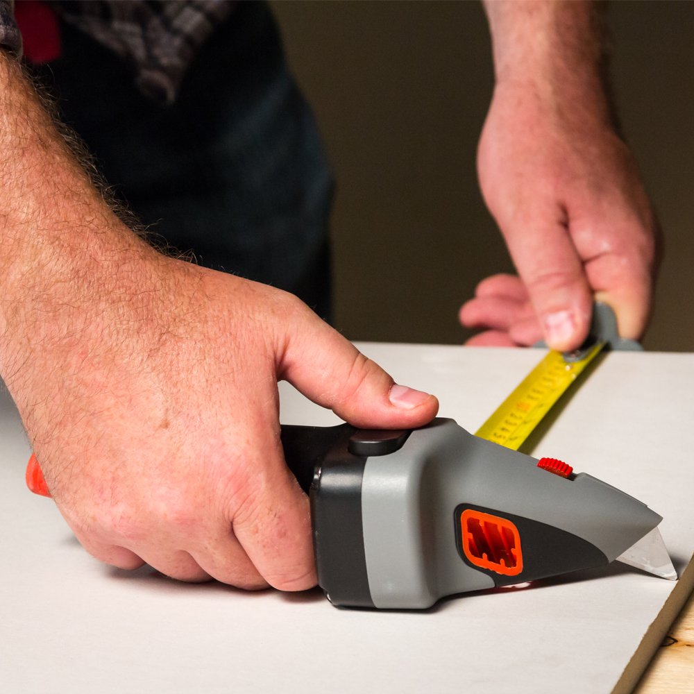 Cuttermesser mit Flexometer für Gipskarton