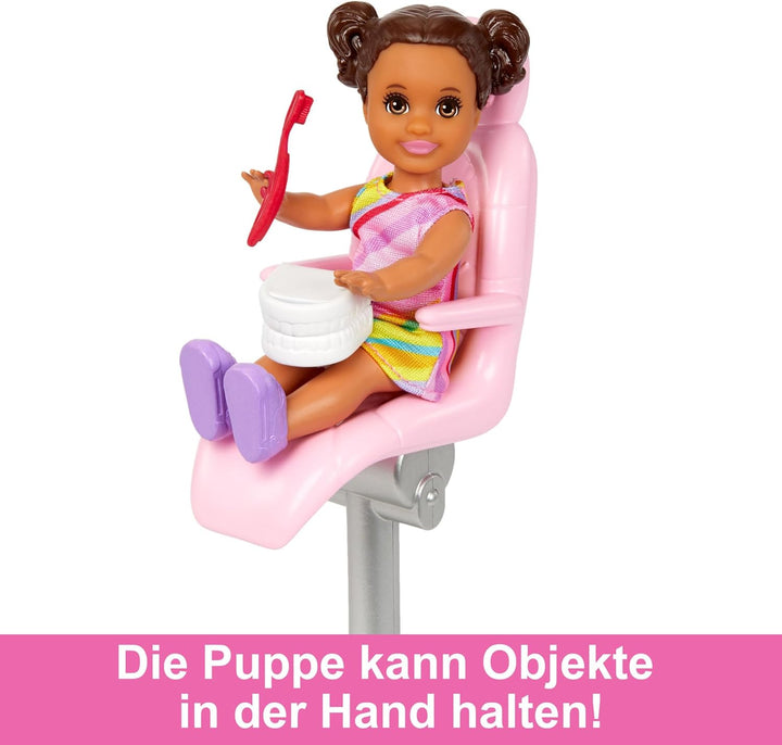 BARBIE Zahnärztin-Puppe - Zahnarztpraxis-Spielset mit 2 Puppen, Behandlungsstuhl, Instrumentenwagen