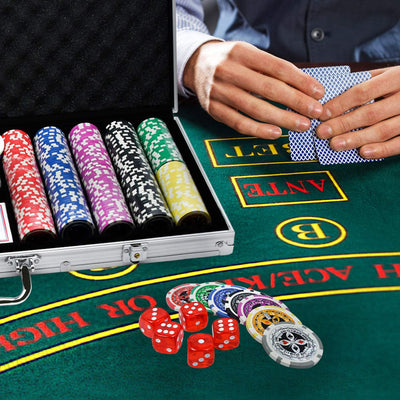 AufuN Pokerset mit hochwertigen Chips Laser Pokerchips Poker inkl. 2X Pokerdecks, 5X Würfel, 1x Deal