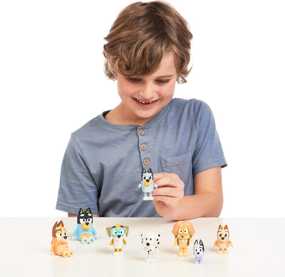 Bluey Blueys 8er-Figurenpack Familie und Freunde: 6,3–7,6 cm grosse Figuren mit beweglichen Gelenken