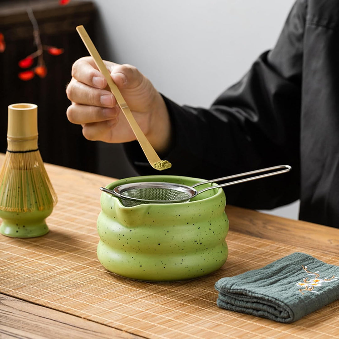 Matcha Tee Set mit Matcha Besen und Schale, Matcha Schneebesen und Keramik Matcha Besen Halter Set v