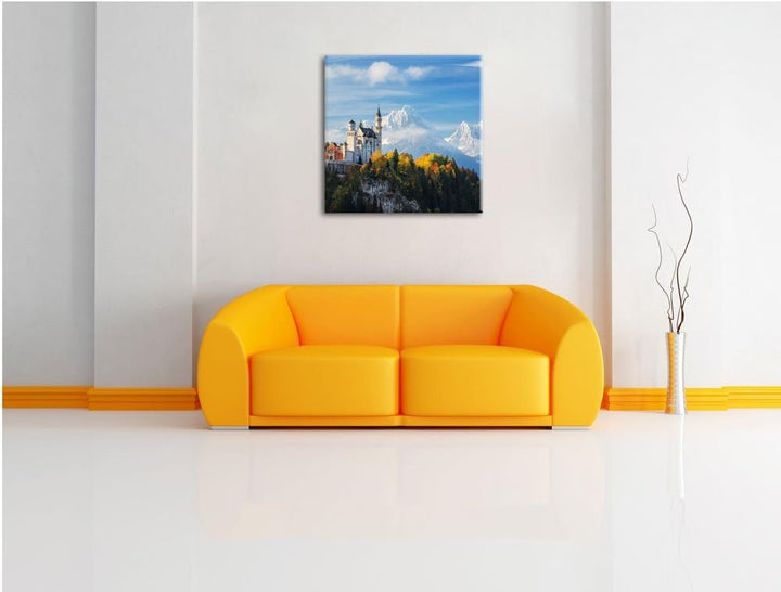 Pixxprint Schloss Neuschwanstein im Herbst, Format: 70x70 auf Leinwand, 70x70