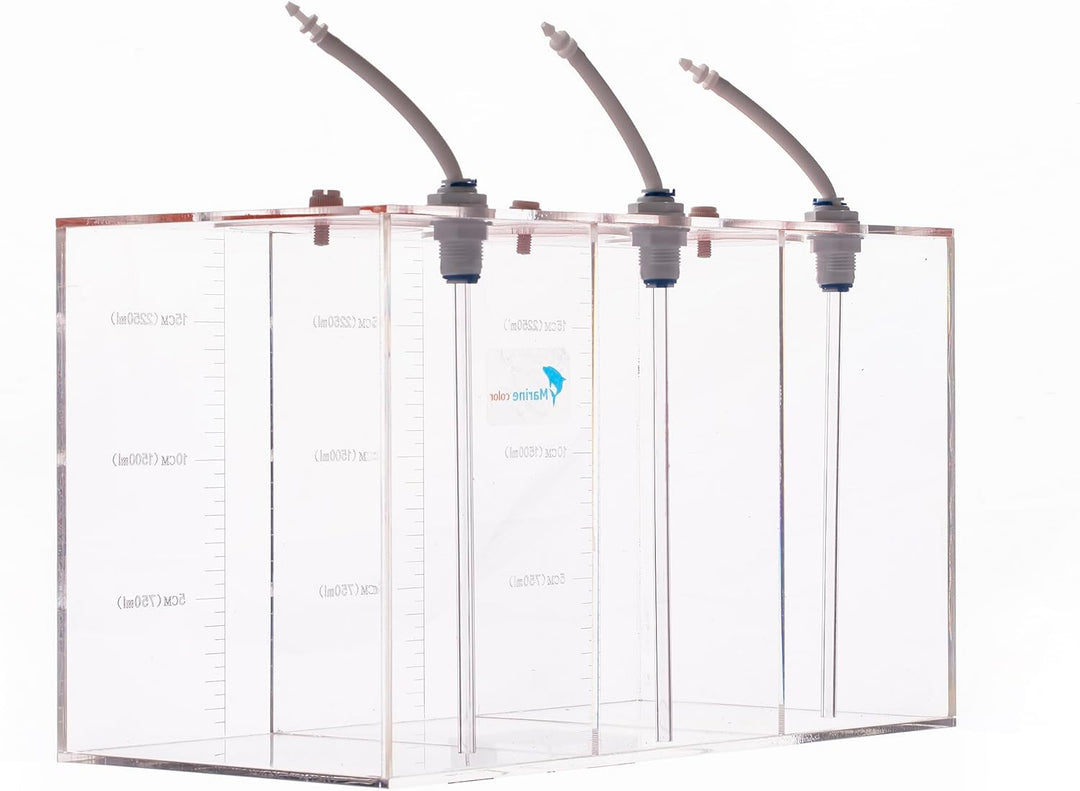 Marinefarbener, aus Acryl gefertigter Flüssigkeitsaufbewahrungseimer mit Dosierpumpe und automatisch