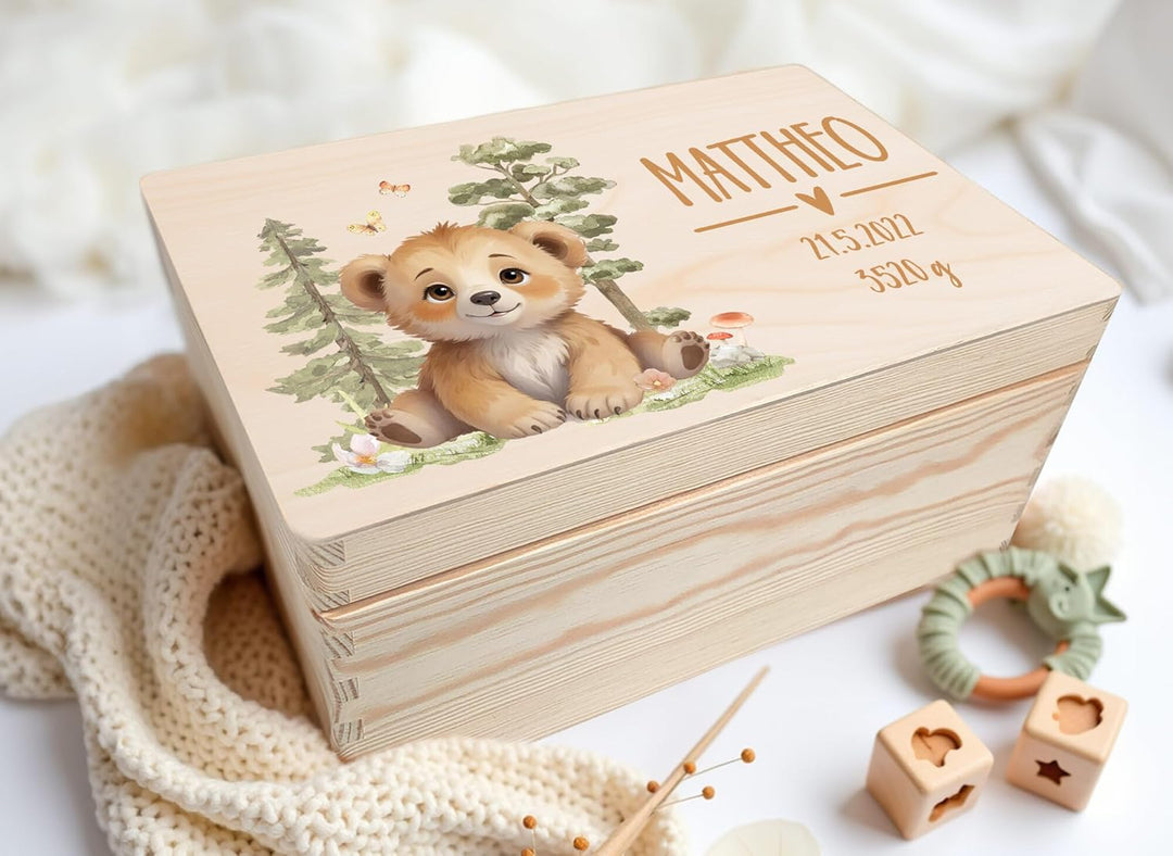 Little Deco Personalisierte Erinnerungsbox Baby Holzkiste mit Waldtiere | L - 40 x 30 x22 cm | Gesch