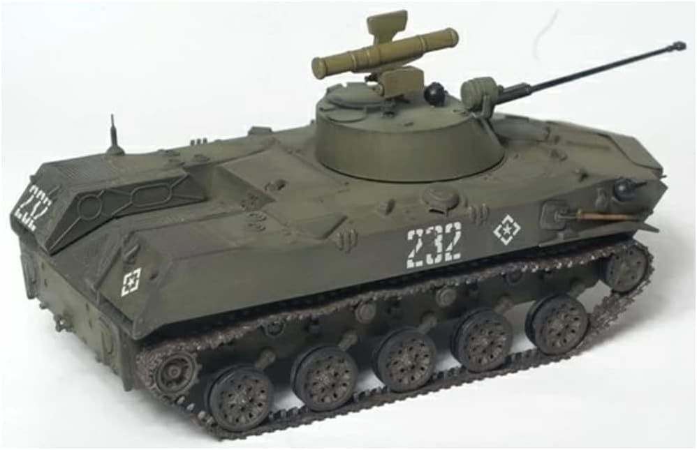 Zvezda 500783577 - BMD-2 Russ.Airborn Tank, grün