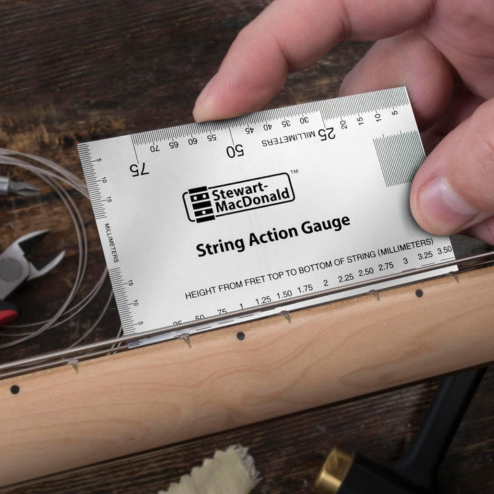 18 String Action Gauge und Lineal, metrisch, Edelstahl – Entworfen von 18, das Original Mess-Werkzeu