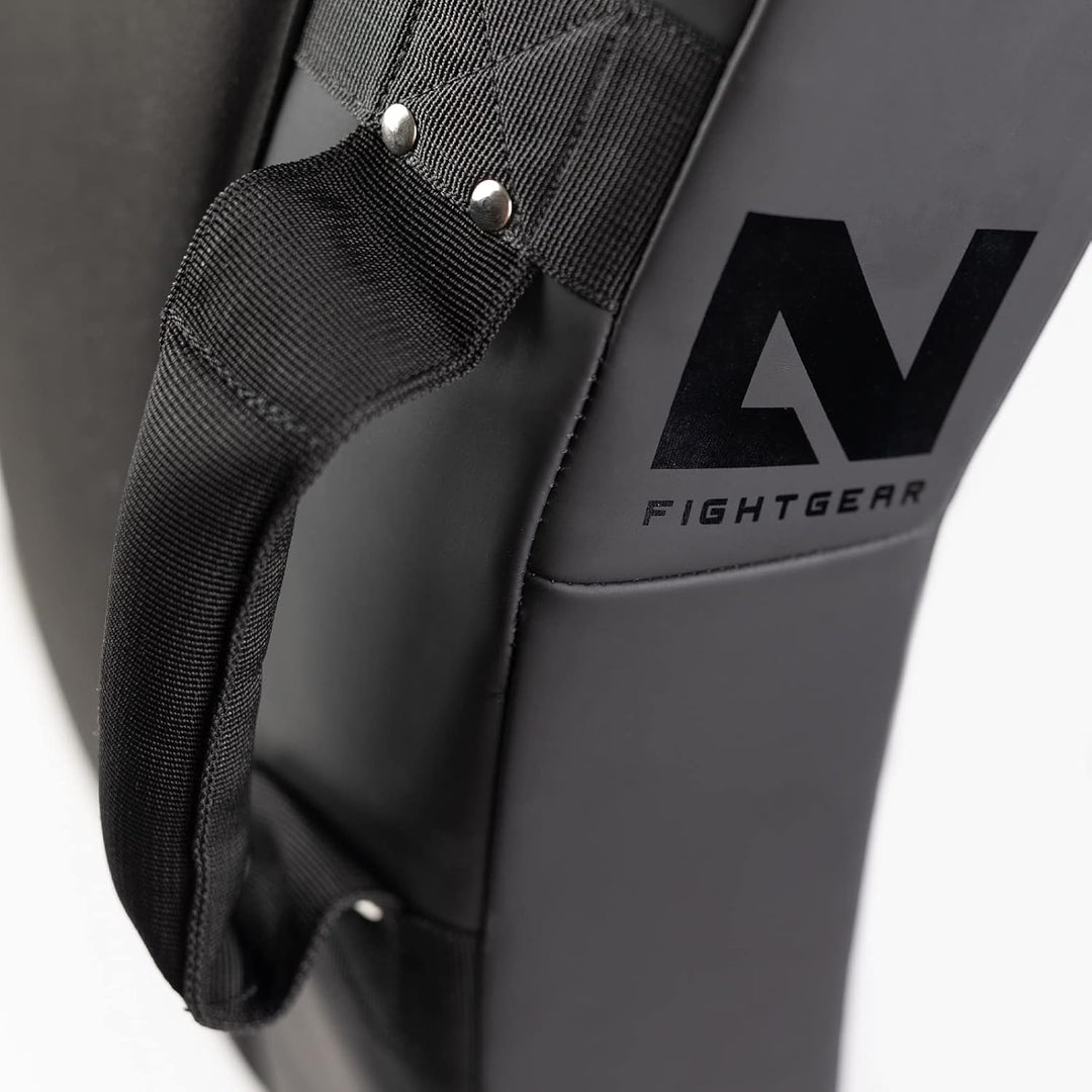 LNX Schlagpolster Pratze Ultimatte gebogen - Mattschwarz Ultimatte Black XL Stosskissen Pratze für K