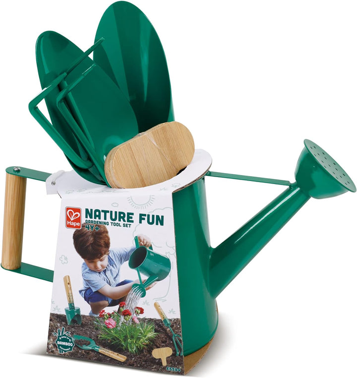 Hape Nature Fun Gartenwerkzeug-Set mit Giesskanne, Kelle, Harke und Schaufel, ab 4 Jahre