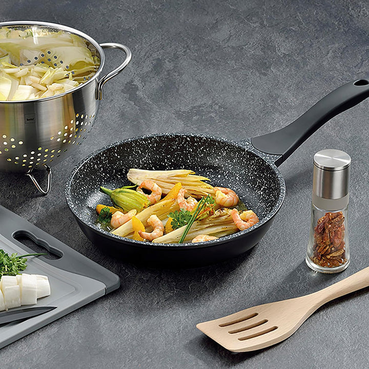 kela Bratpfanne 20cm STELLA NOVA, kleine Pfanne Induktion mit Oil Control System, Aluguss beschichte