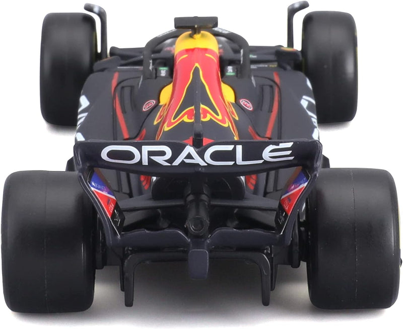 Bburago F1 Red Bull RB18 (2022): Modellauto im Massstab 1:43, 1 Max Verstappen, mit Fahrer, Hardcase