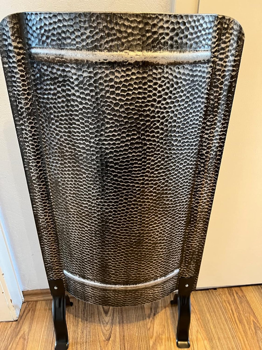 Ofenschirm mit Füssen alteisen schwarz Silber gehämmert Hitzeschutz 91 x 46 cm