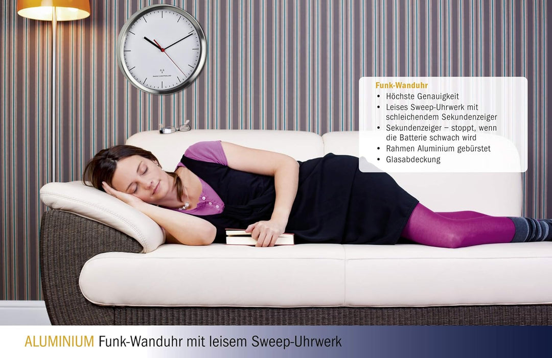 TFA Dostmann Funk-Wanduhr modern, 60.3530.02, leises Uhrwerk, Rahmen aus gebürsteten Aluminium, 22 c