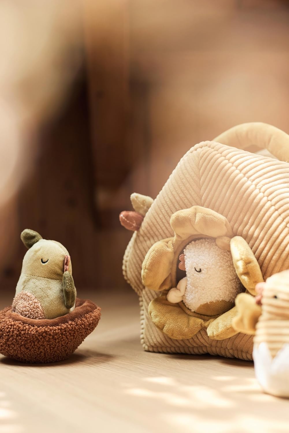 Jollein Aktivitäten Versteckspiel – Tiny Park – Weiches Vogelhaus Spielzeug mit 3 Vögeln – Sensorik