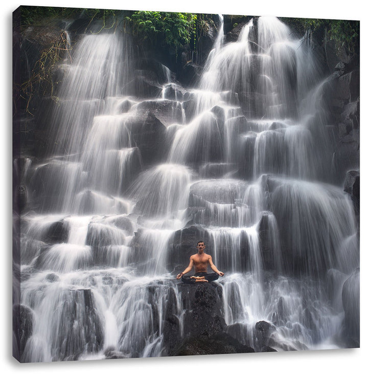 Pixxprint Ruhe und Yoga am Wasserfall Kanto Lampo in Bali, Format: 70x70 auf Leinwand, 70x70