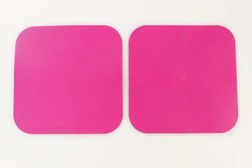 TUPPERWARE Küchenhelfer Öffner Leichtöffner-Lappen pink Lappen Flaschen (2)