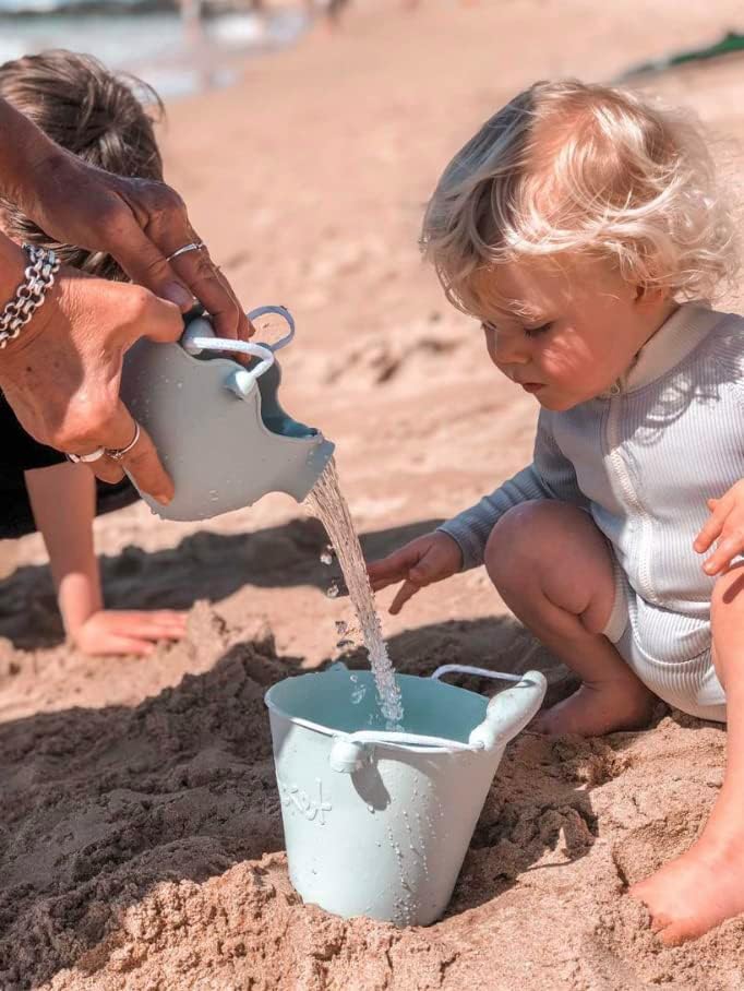 Scrunch Giesskanne für Kinder, Gartengeräte für unordentliches Spielen – Quetschbare kleine Giesskan