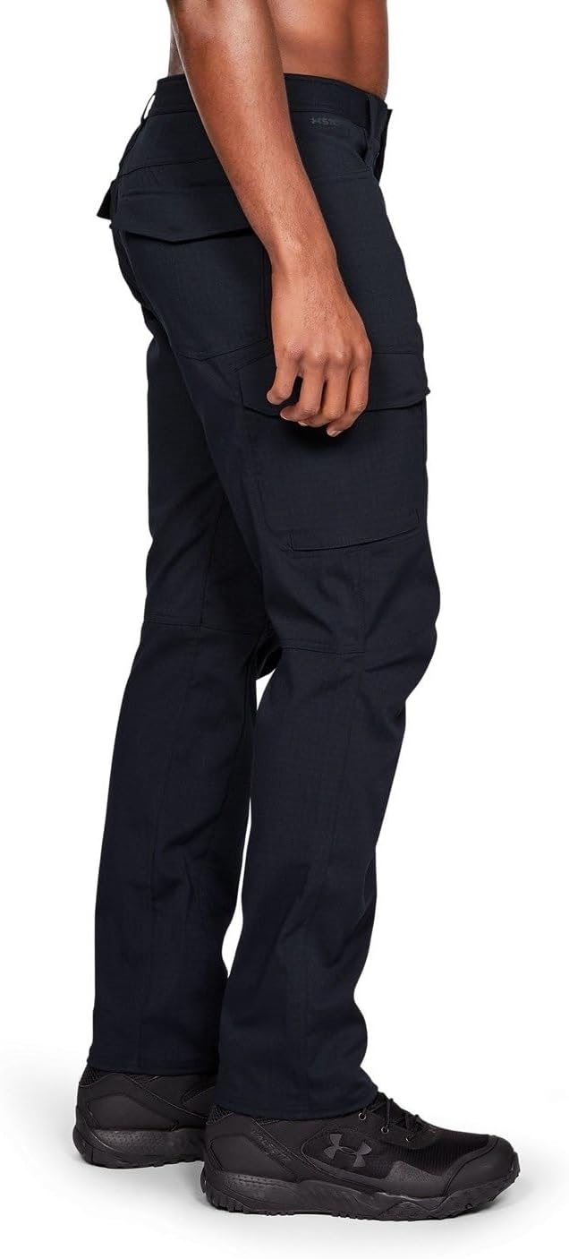 Under Armour Herren Hosen Men's Enduro Cargo Pants 32W / 30L Schwarz (001)/Schwarz, 32W / 30L Schwar
