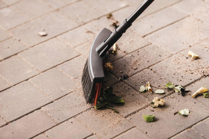 Fiskars Allzweckbesen-Kopf mit Powerclean-Borsten, Breite: 38 cm, M, Kunststoff, Schwarz, Solid, 102