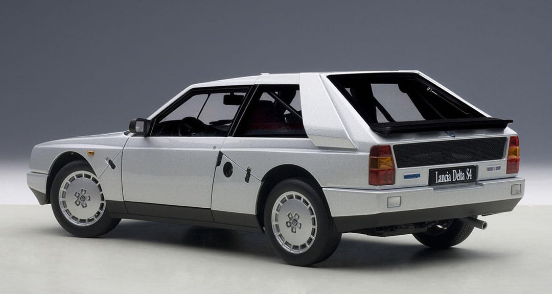 AUTOart – 74772 – Lancia Delta S4 Stradale – 1985 – Massstab 1/18