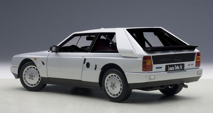 AUTOart – 74772 – Lancia Delta S4 Stradale – 1985 – Massstab 1/18