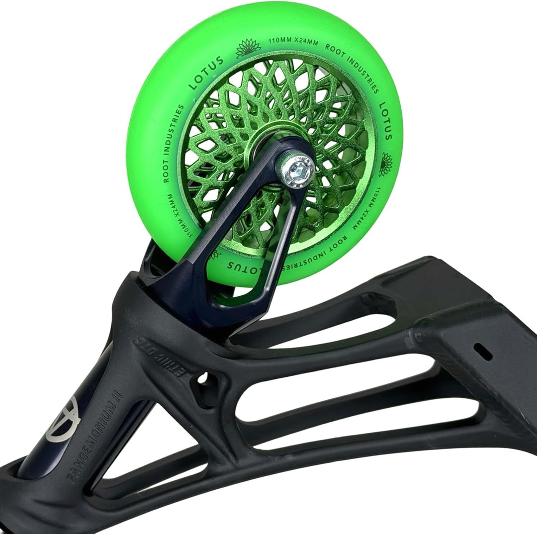 Root Industries Lotus Stunt-Scooter Rolle 110mm + Fantic26 Sticker (Radiant Grün/Pu Grün), Radiant G