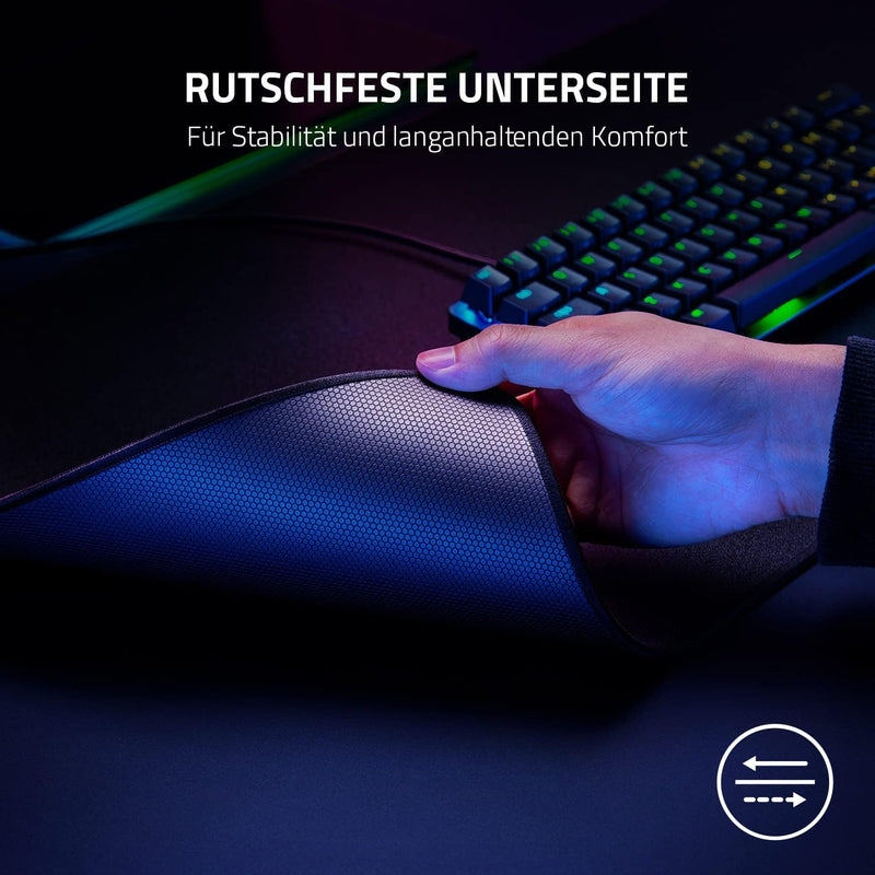 Razer Strider - Hybrid-Mauspad mit weicher Unterseite und Oberseite für sanfte Swipes (optimiert für