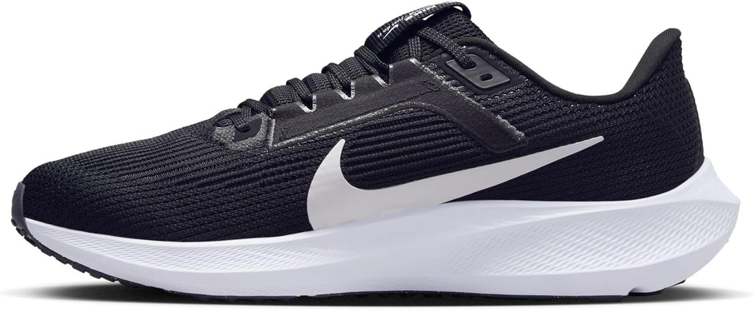 Nike Herren Air Zoom Pegasus 40 Sneaker 42.5 EU Black White Iron Grey, 42.5 EU Black White Iron Grey