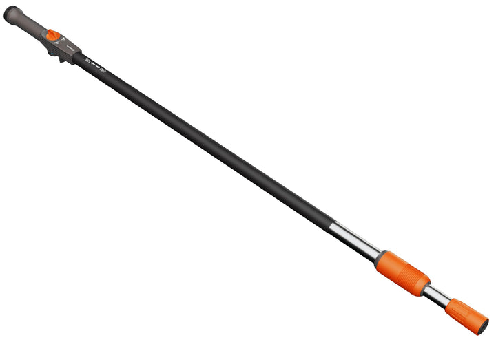 Gardena Teleskop-Stiel M - XL: Wasserführender Reinigungsstiel 155-260 cm, Aluminium, für weiter ent