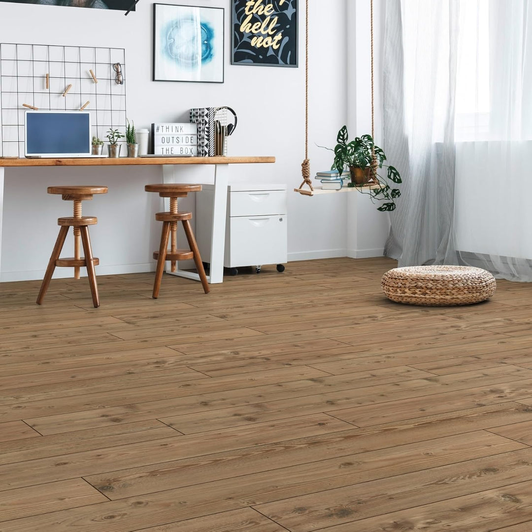 Laminatboden Kronotex Serie Exquisit; 8 mm stark; D 2774 Natural Pine; AC 4; V4; 1-Stab; 2,131 m² /