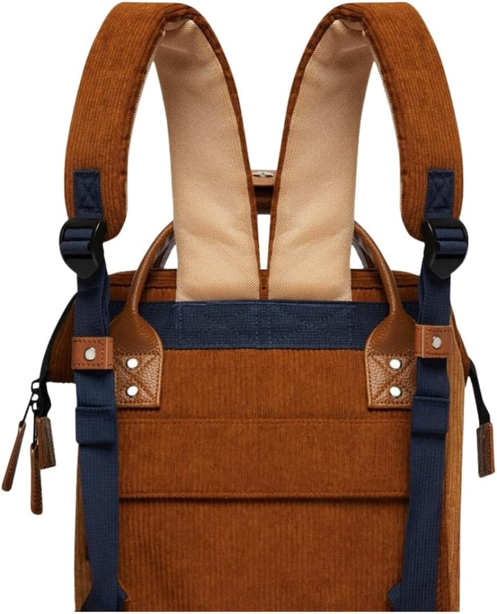 Cabaïa - Rucksack - Adventurer + 2 Vordertaschen - Wasserabweisend - Tagesrucksack - Modell Paris S