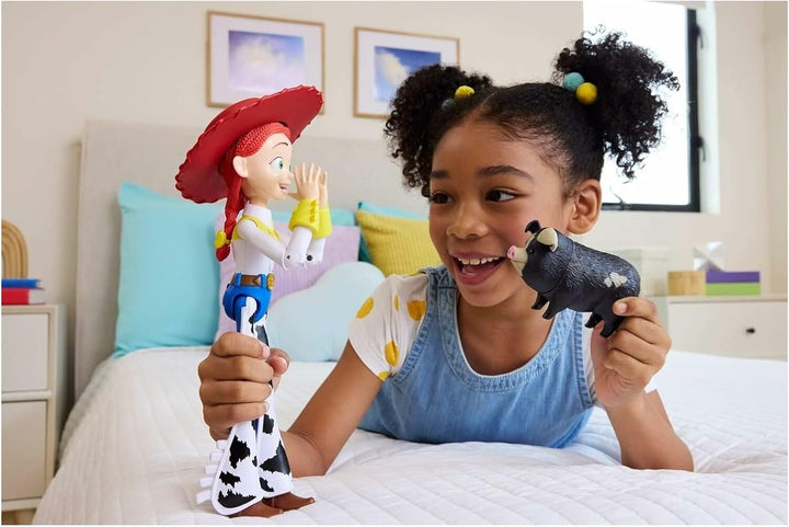 Mattel Disney Pixar Toy Story 5 – Sprechende Jessie, 30 cm grosse Actionfigur mit beweglichen Gelenk
